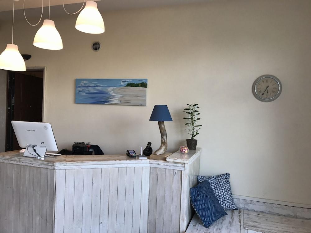 Fiumicino Airport B&B Deluxe Ngoại thất bức ảnh